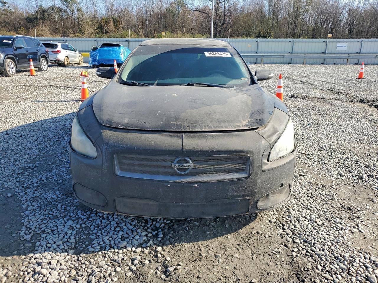 2013 NISSAN Maxima