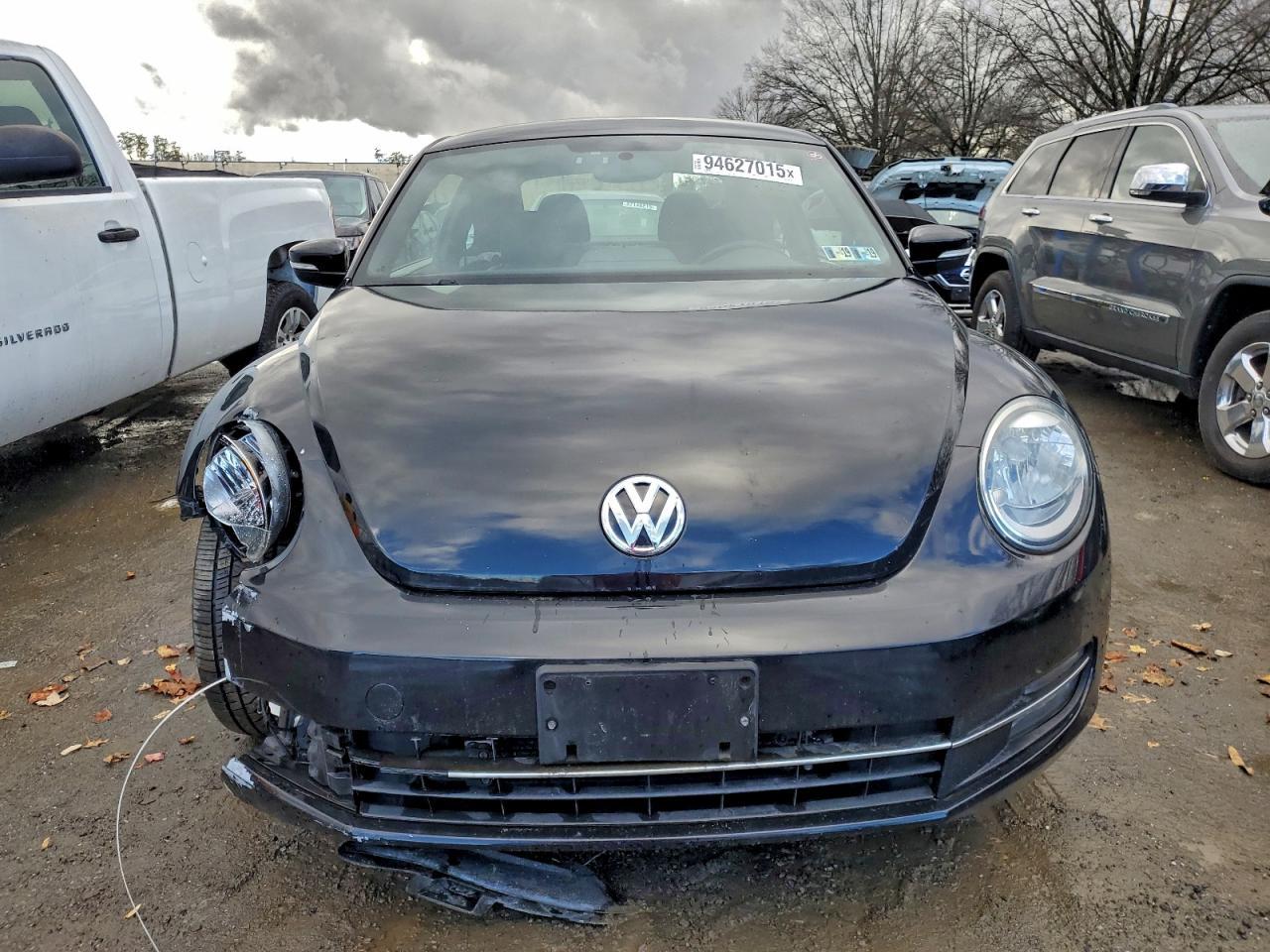 2012 VOLKSWAGEN Beetle