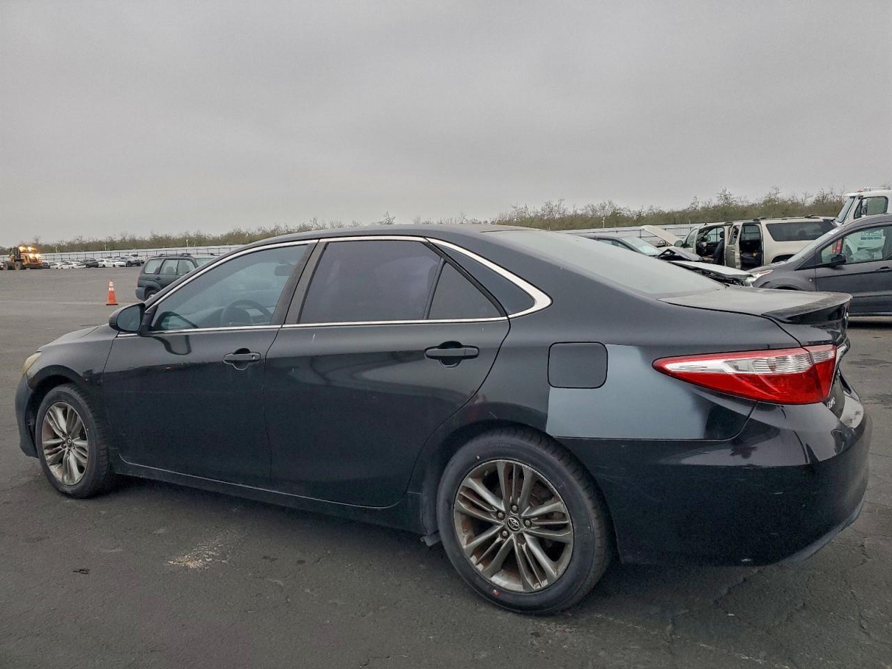 2015 TOYOTA CAMRY