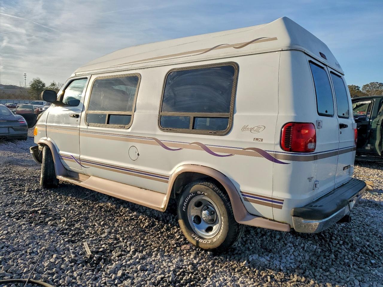 1999 DODGE RAM VAN