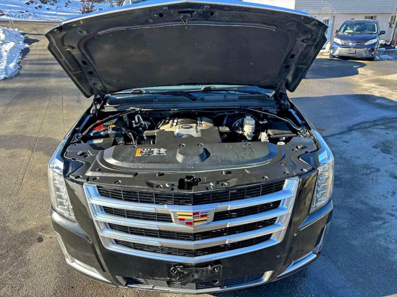 2019 CADILLAC Escalade ESV