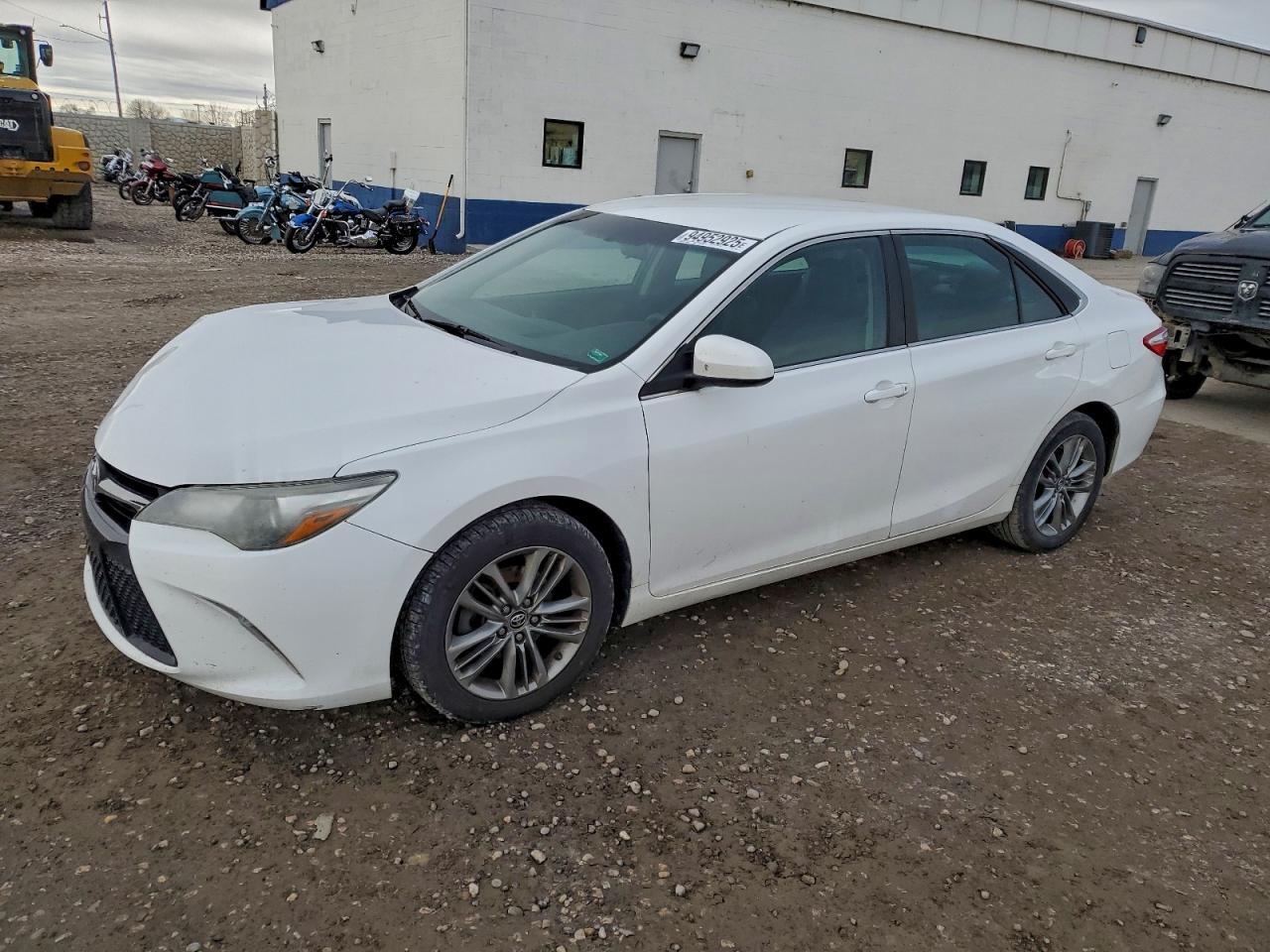 2015 TOYOTA CAMRY