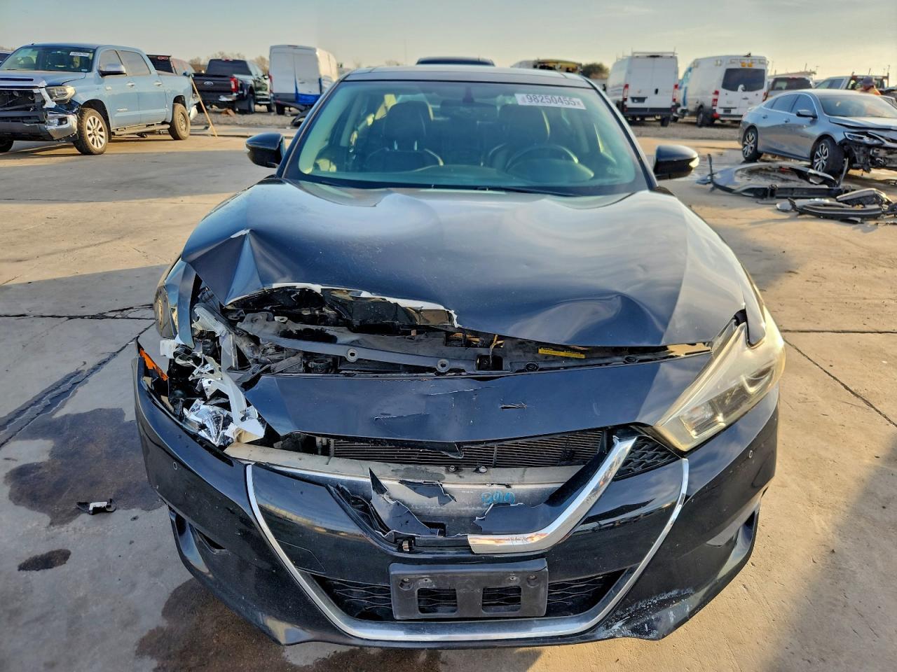 2018 NISSAN Maxima