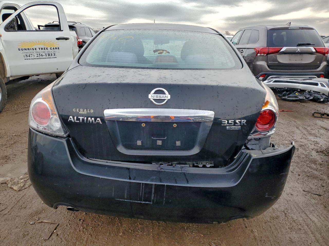 2010 NISSAN ALTIMA