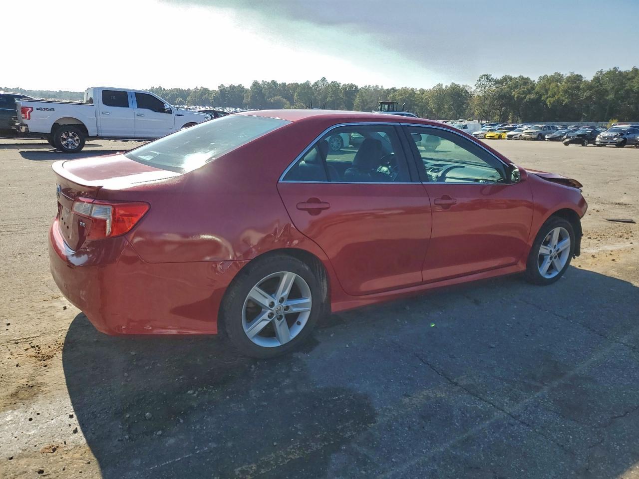 2014 TOYOTA CAMRY