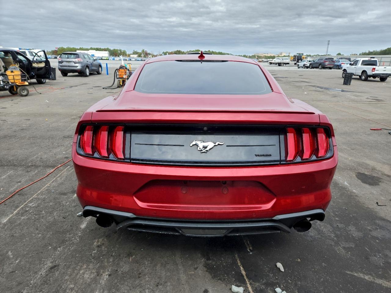2020 FORD MUSTANG