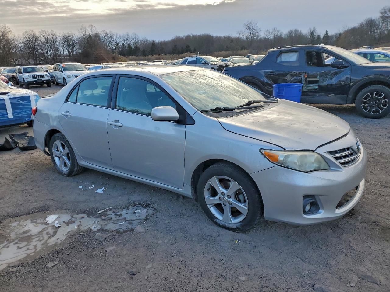 2013 TOYOTA COROLLA