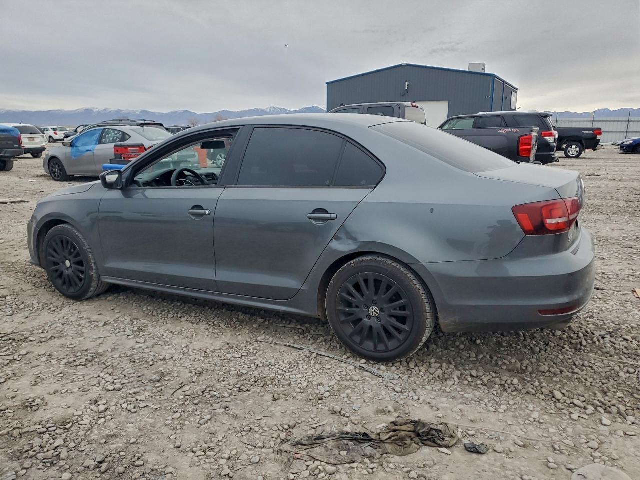 2016 VOLKSWAGEN JETTA