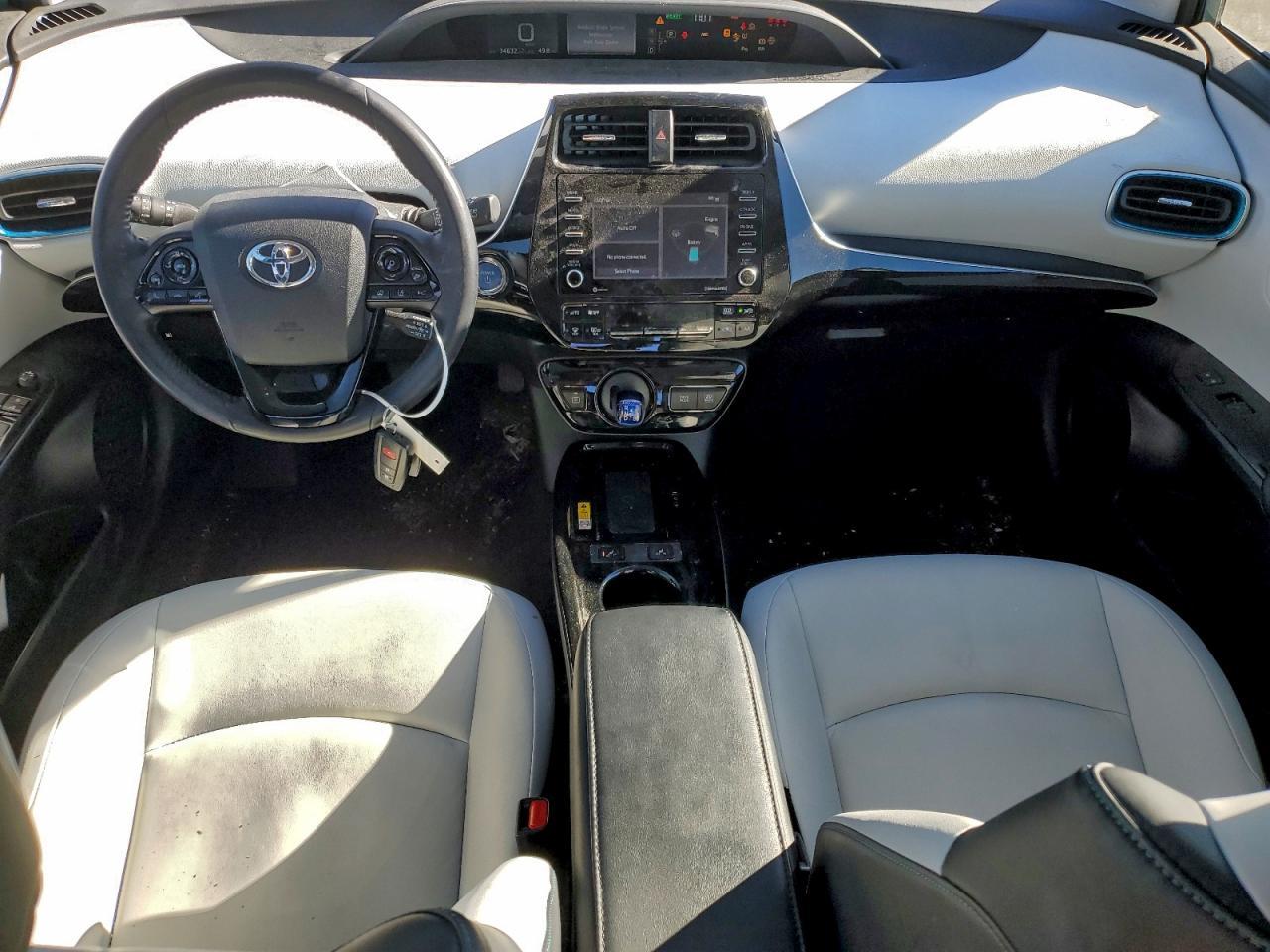 2022 TOYOTA PRIUS