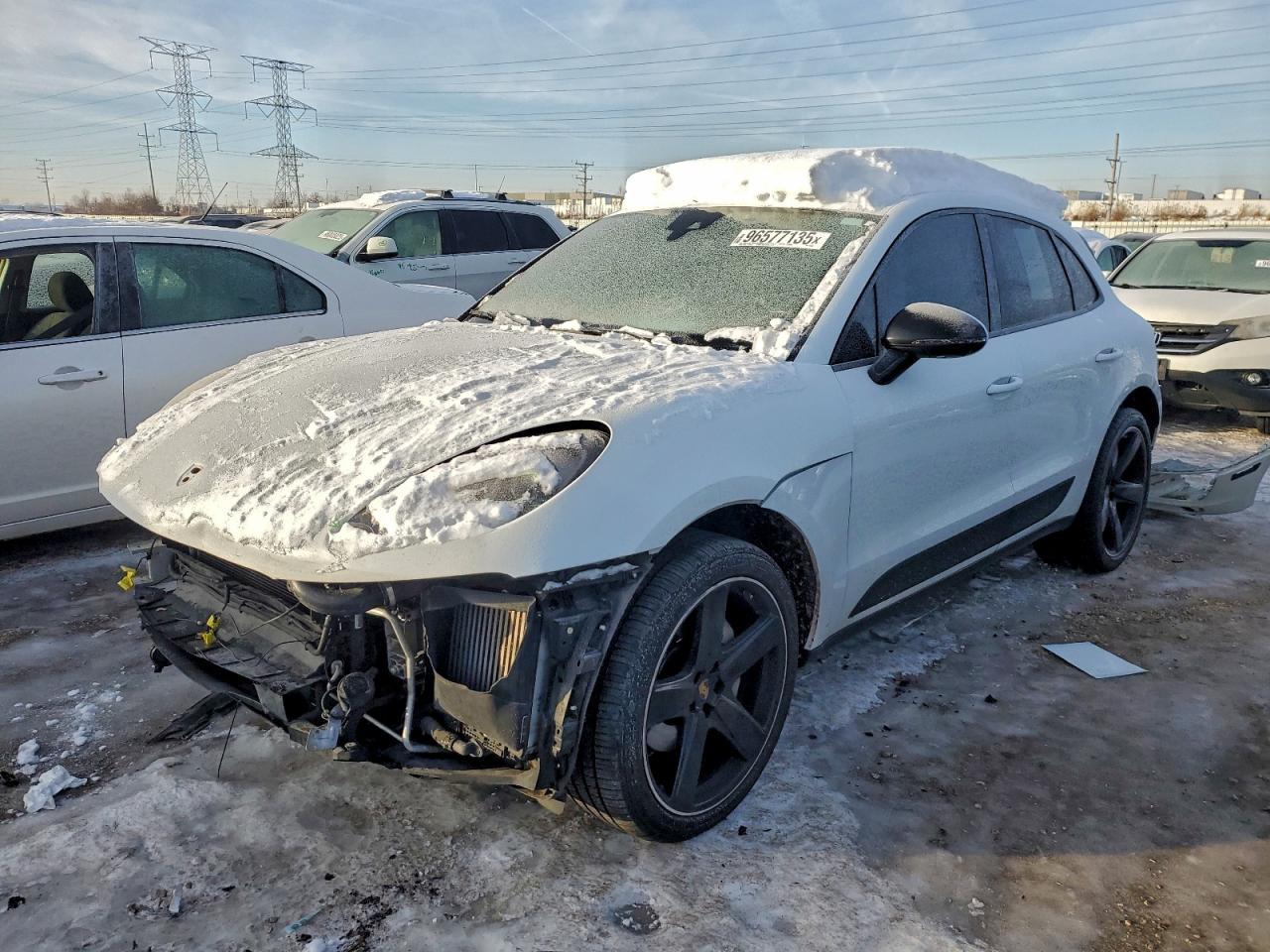 2017 PORSCHE Macan