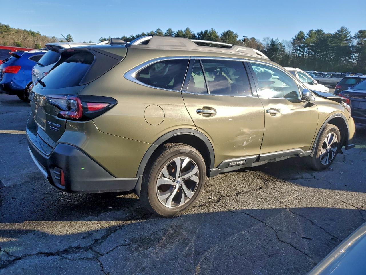 2020 SUBARU Outback