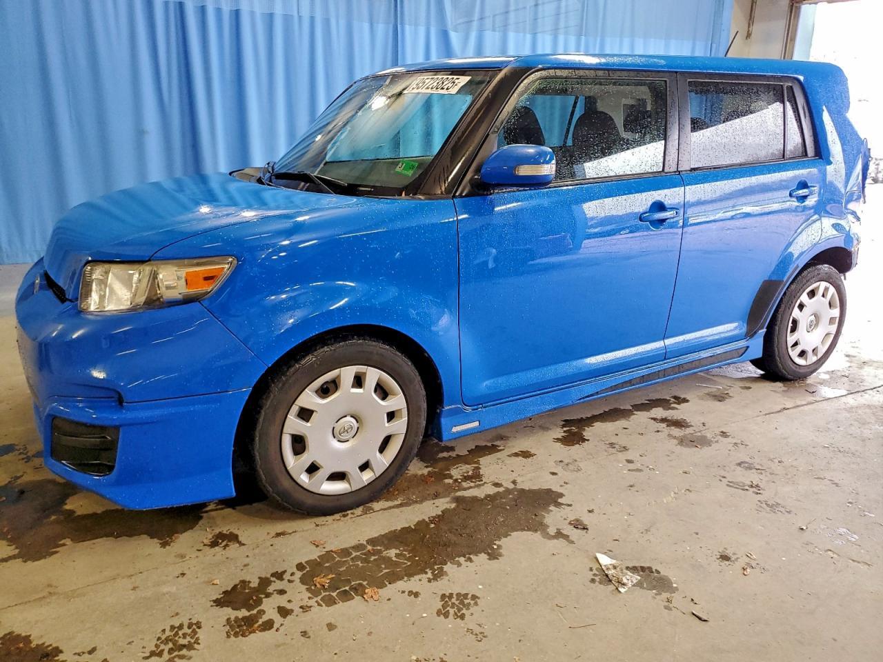 2011 TOYOTA SCION