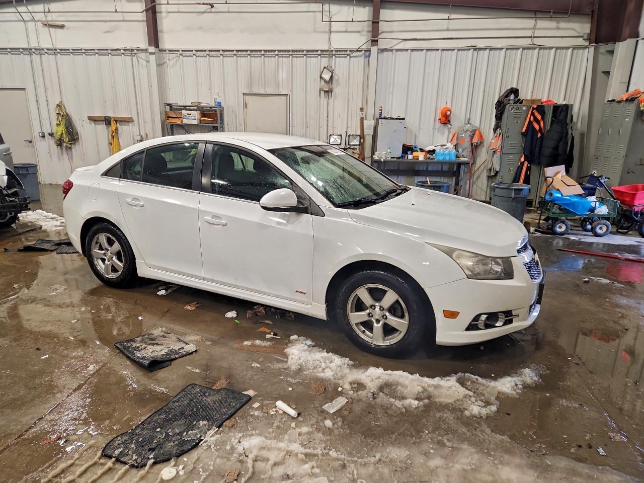 2013 CHEVROLET CRUZE