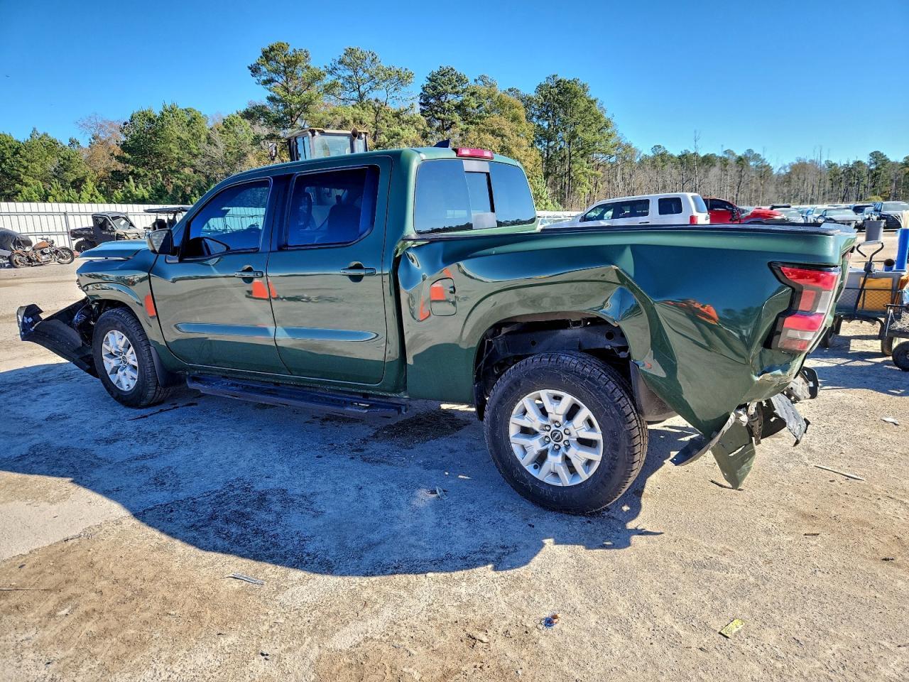 2022 NISSAN Frontier