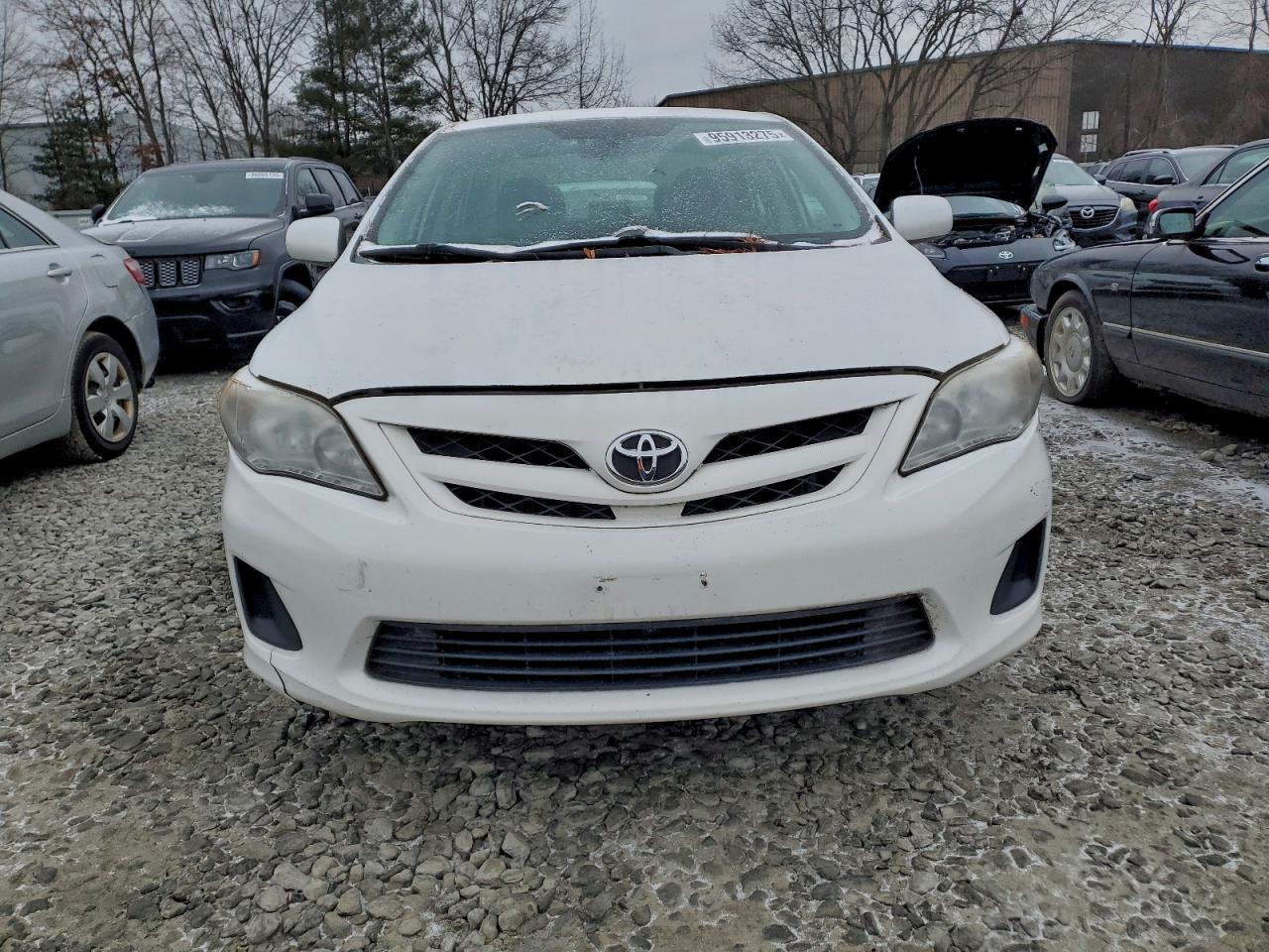 2011 TOYOTA COROLLA