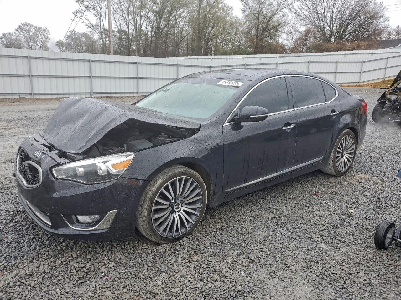 2014 KIA Cadenza