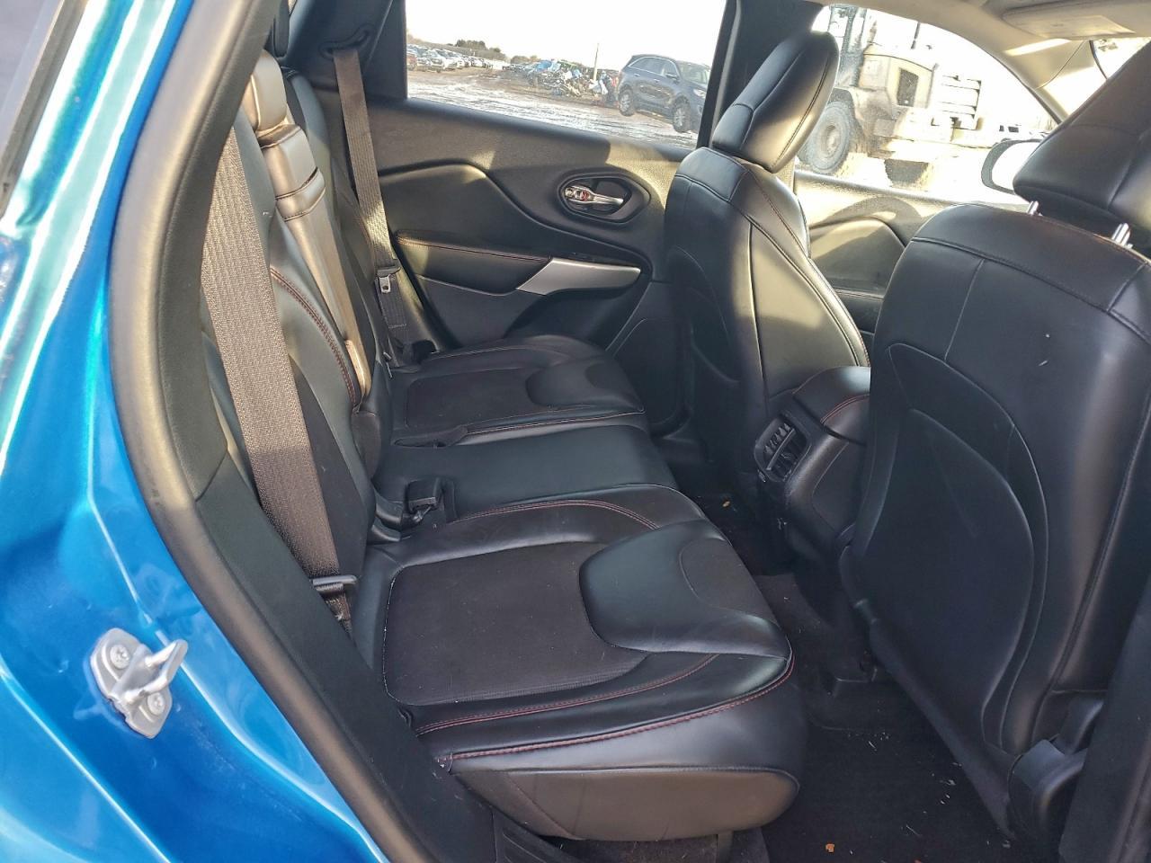 2018 JEEP CHEROKEE
