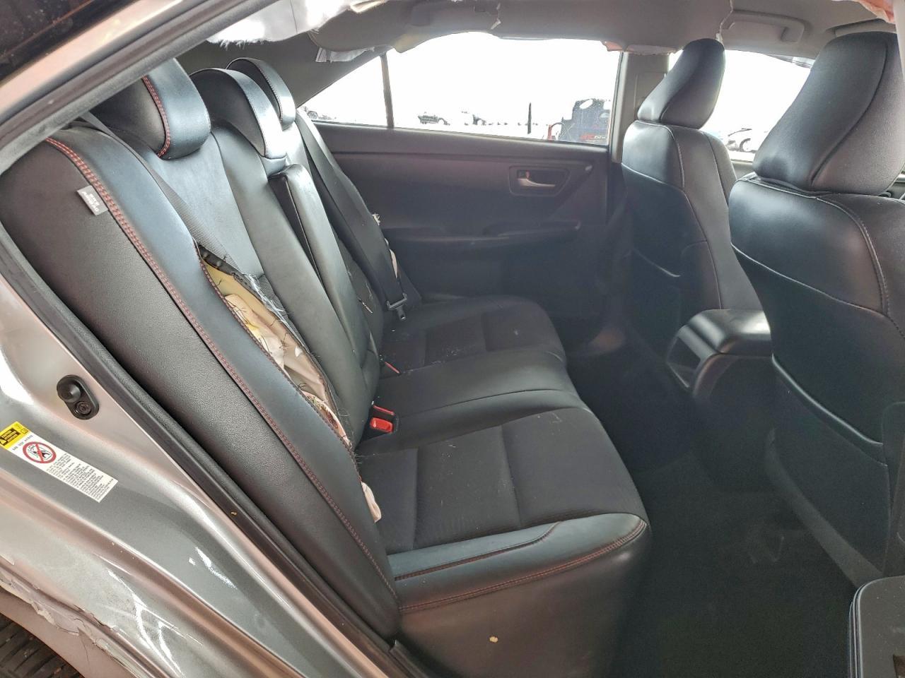 2017 TOYOTA CAMRY