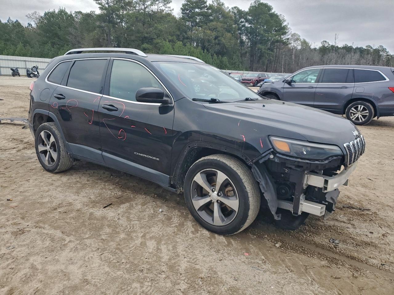 2019 JEEP CHEROKEE
