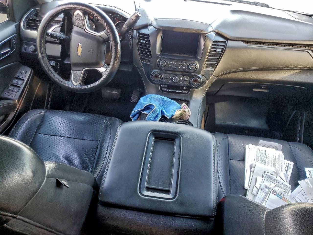 2017 CHEVROLET Suburban