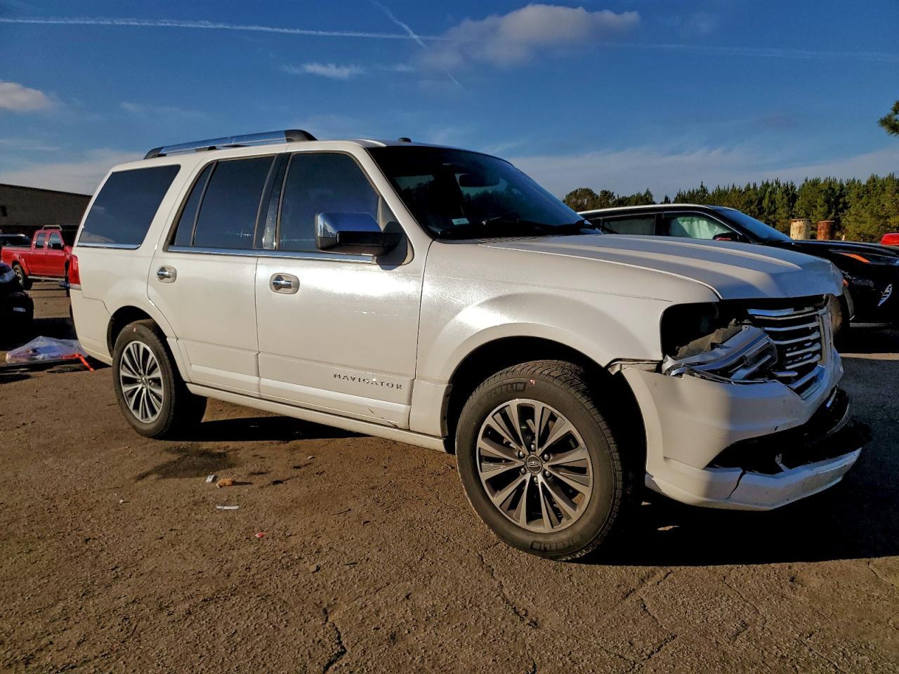 2017 LINCOLN Navigator