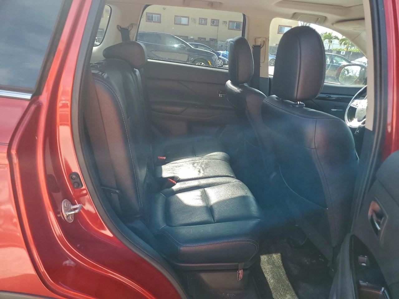 2017 MITSUBISHI outlander