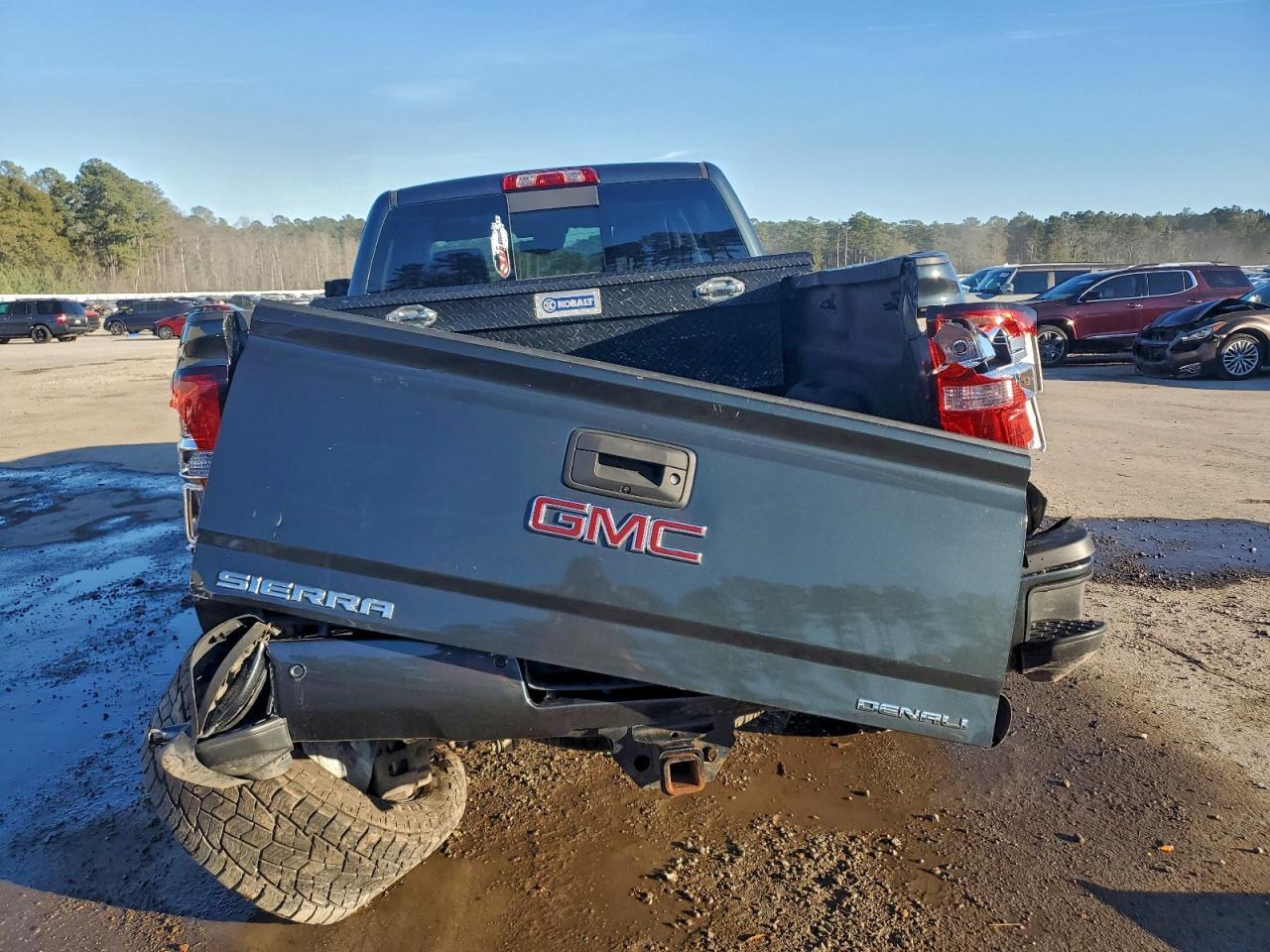 2018 GMC Sierra