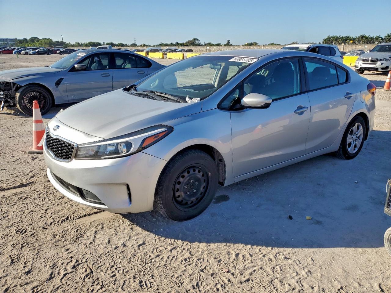 2017 KIA FORTE
