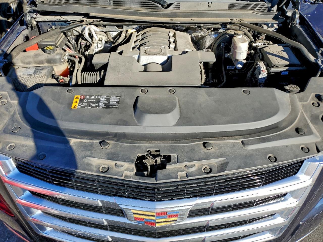 2017 CADILLAC ESCALADE