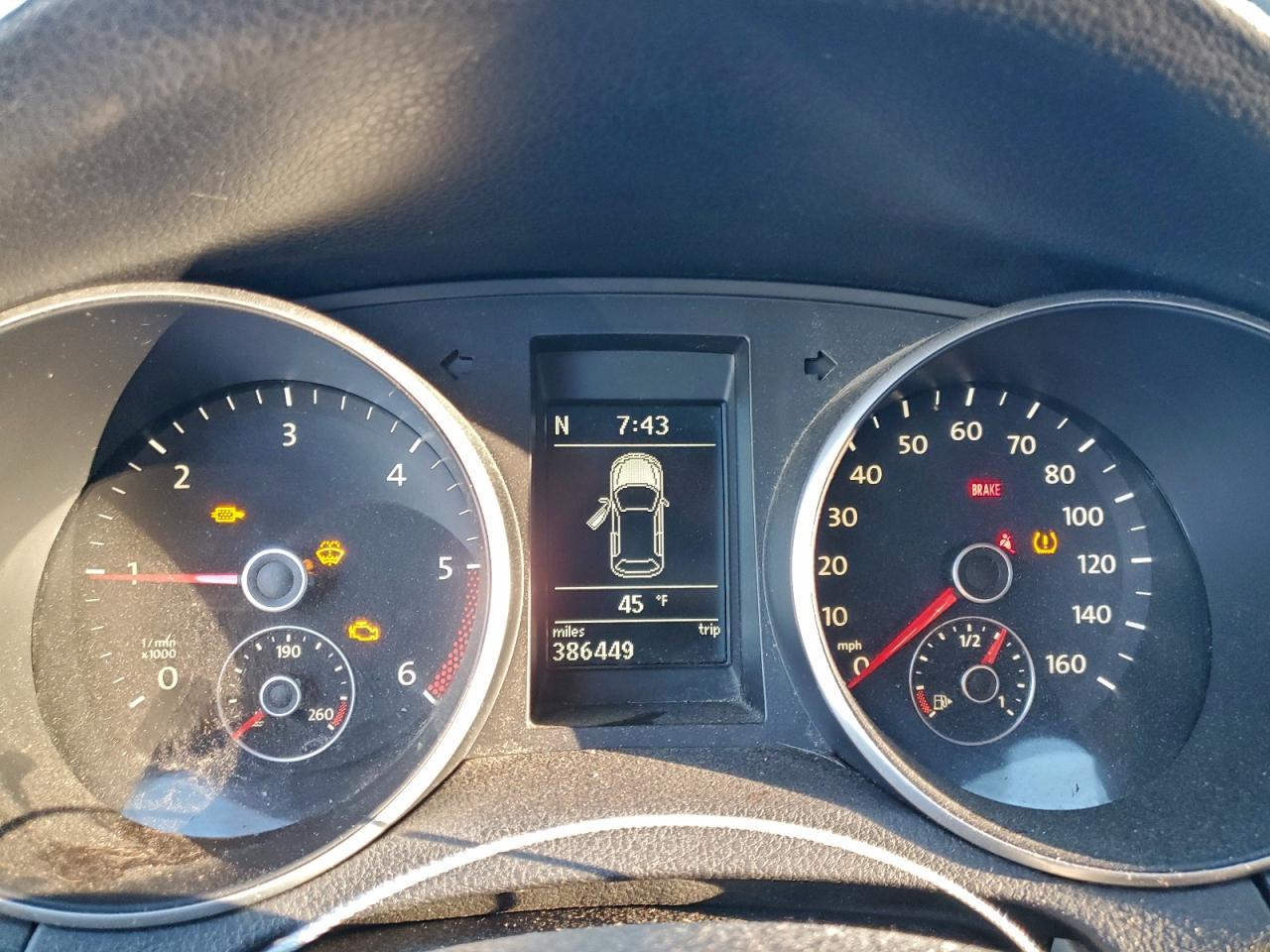 2011 VOLKSWAGEN JETTA