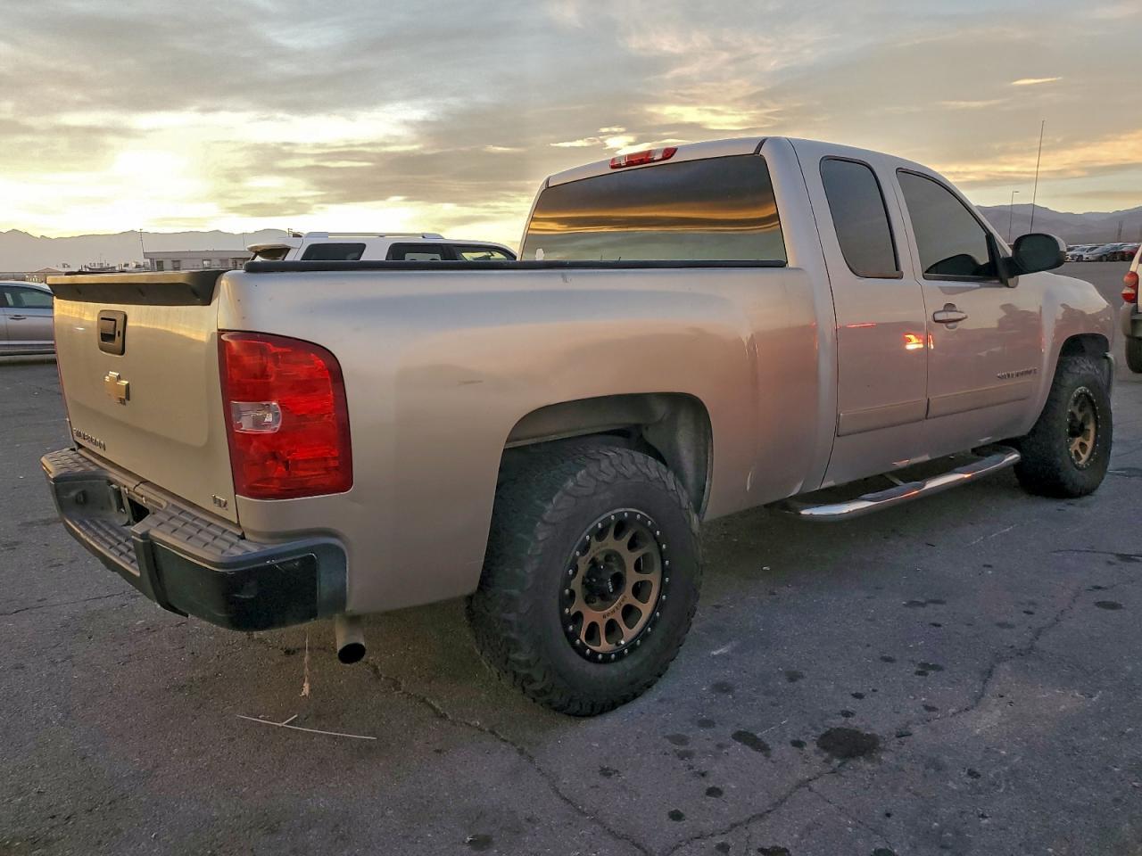 2008 CHEVROLET Silverado