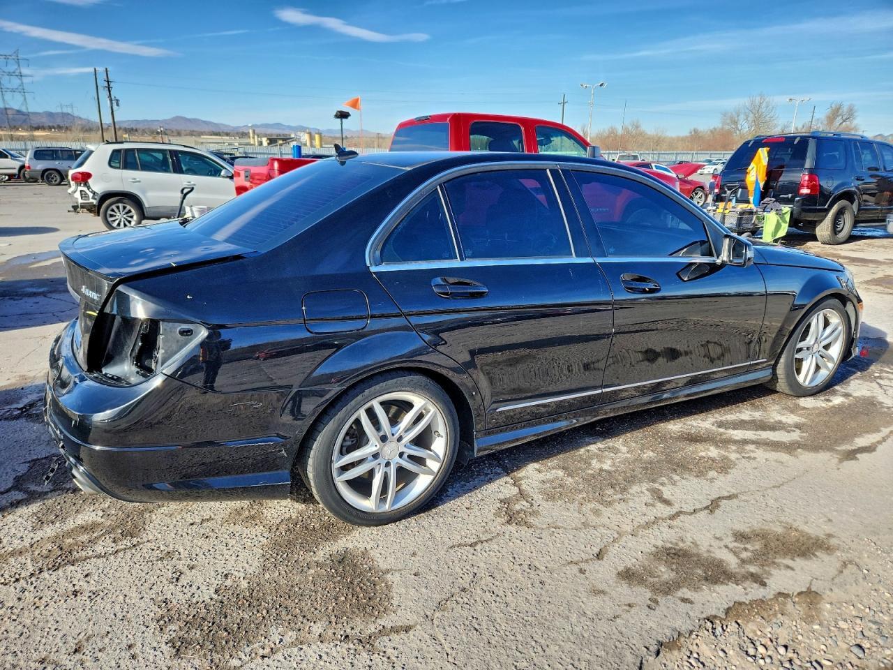 2012 MERCEDES-BENZ C-CLASS