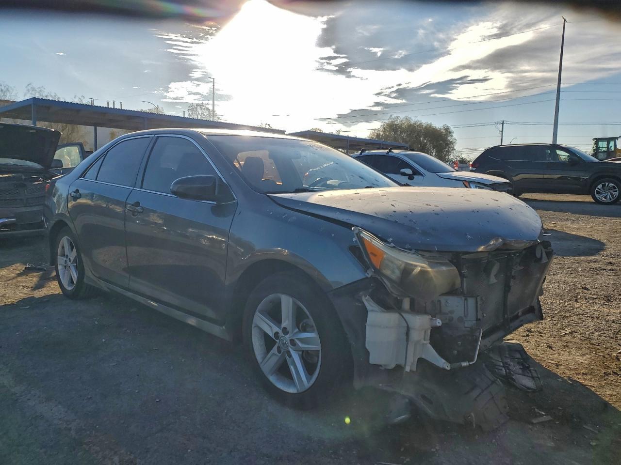 2014 TOYOTA CAMRY