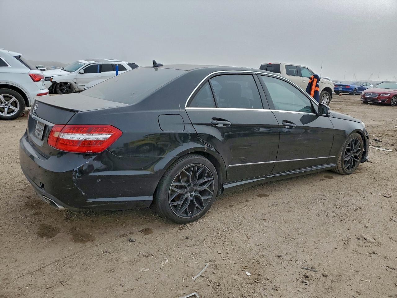 2011 MERCEDES-BENZ E-Class