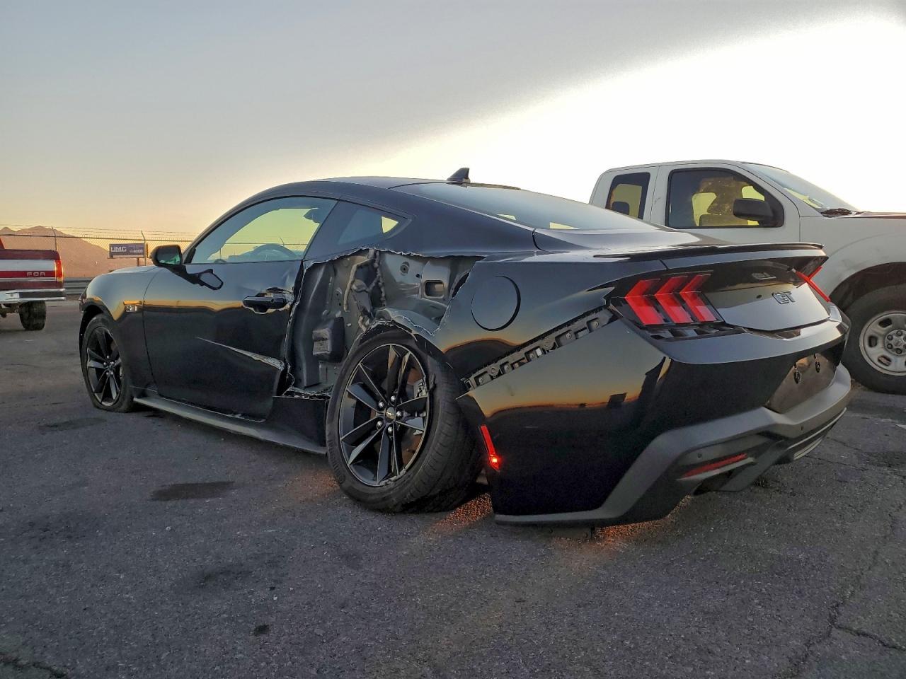 2025 FORD MUSTANG