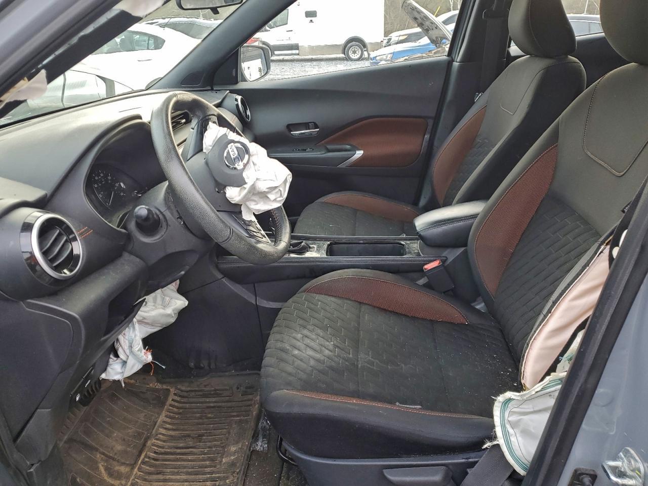 2021 NISSAN KICKS