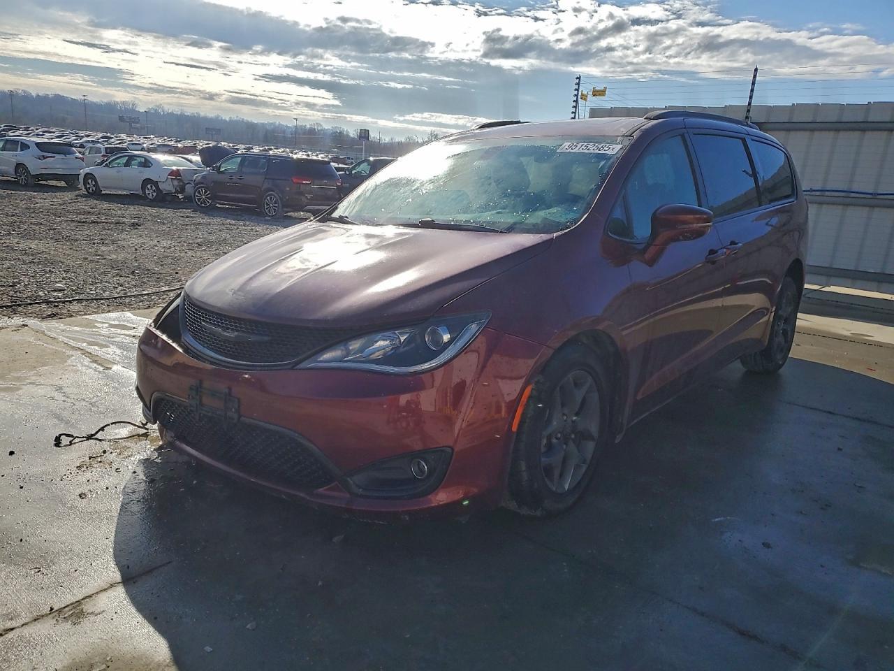 2020 CHRYSLER Pacifica