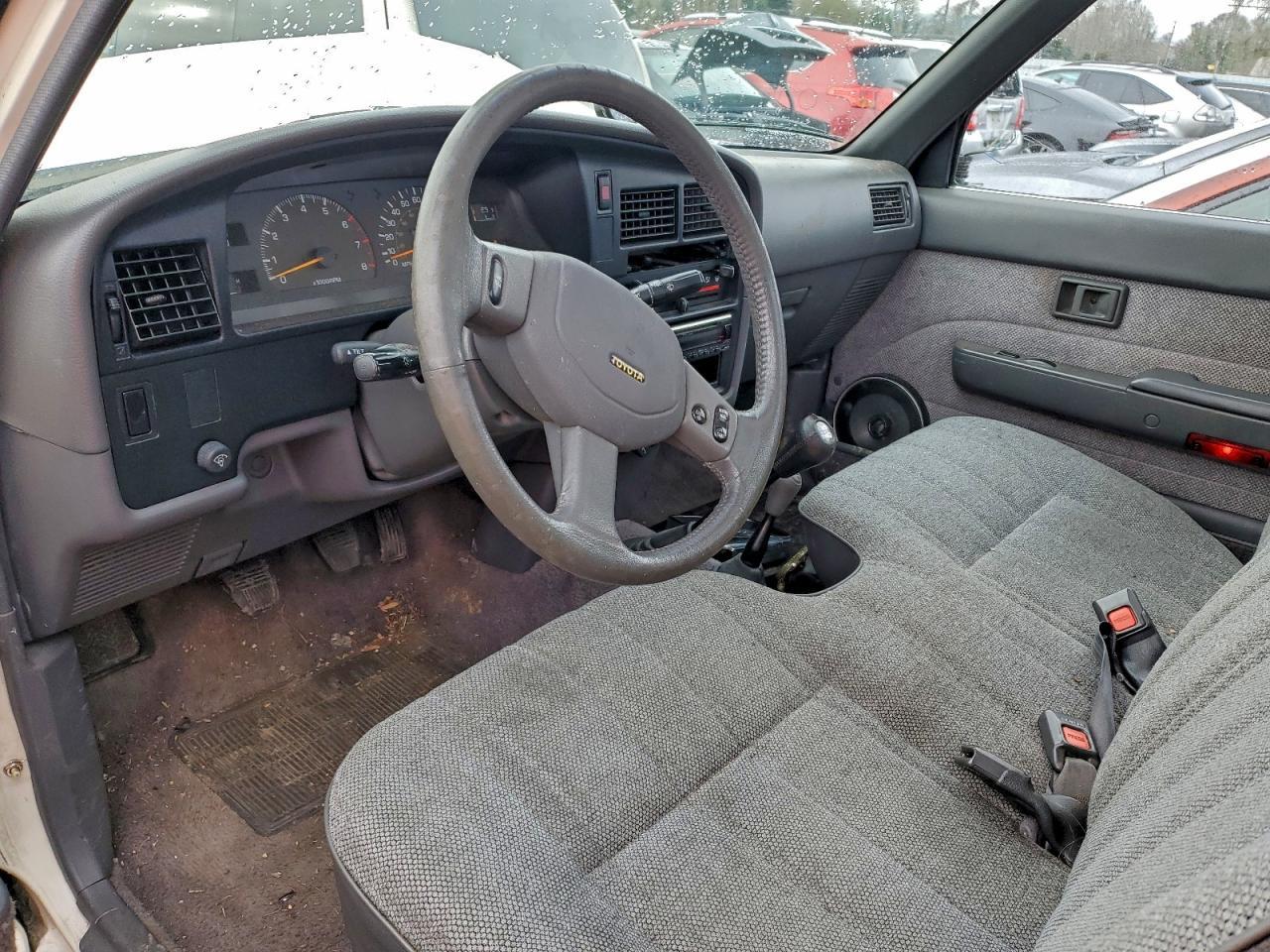 1989 TOYOTA Pickup