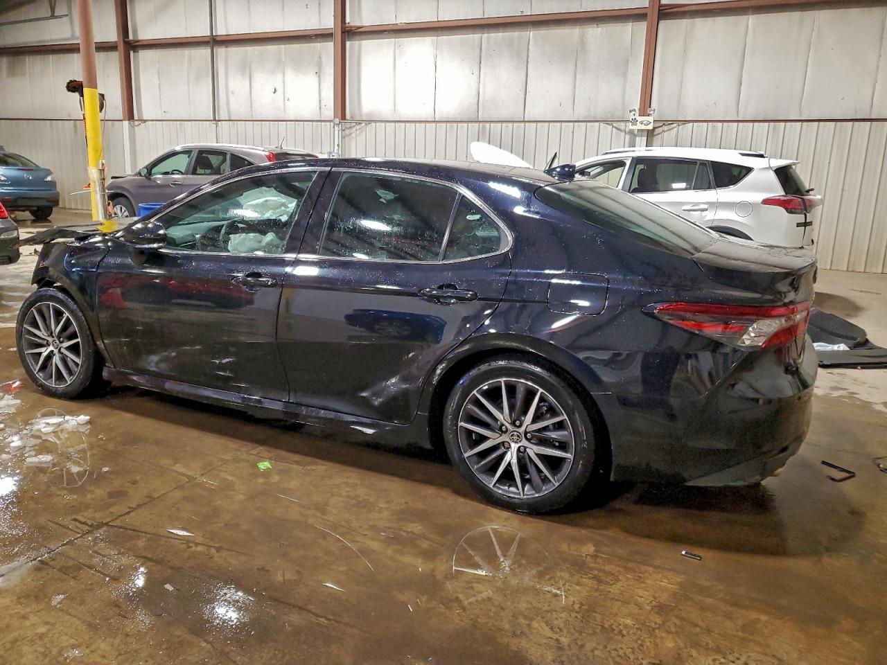 2022 TOYOTA CAMRY