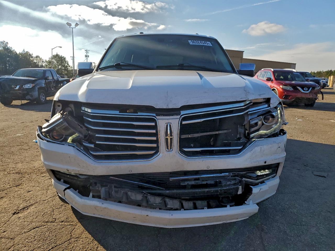 2017 LINCOLN Navigator