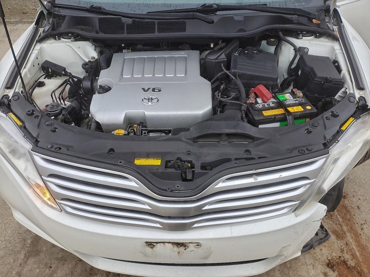 2010 TOYOTA VENZA
