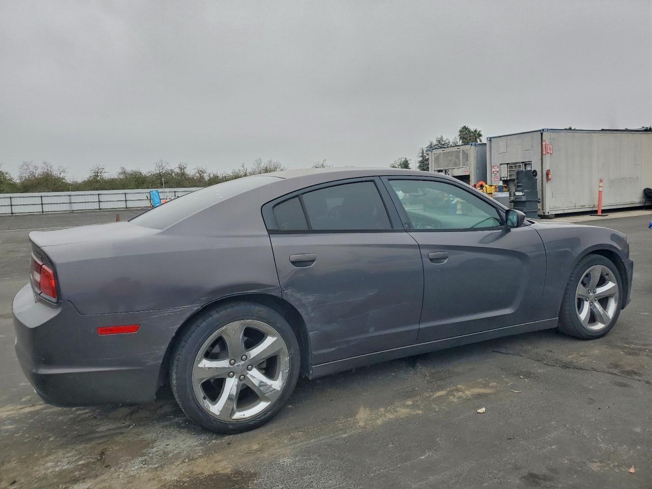 2013 DODGE CHARGER