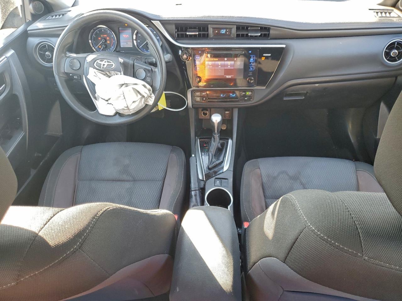 2017 TOYOTA COROLLA
