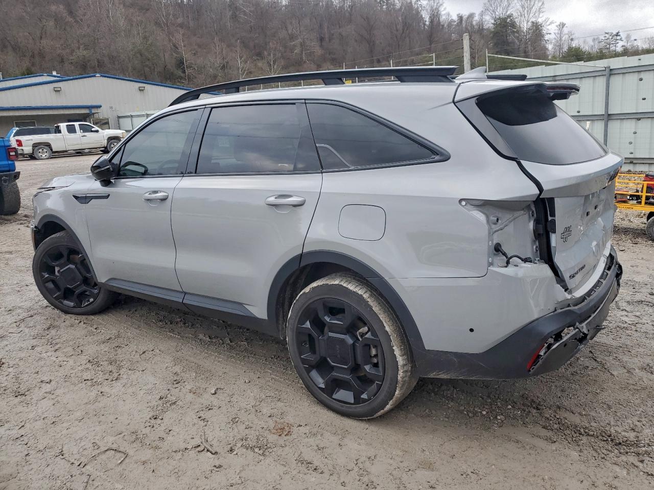 2025 KIA SORENTO
