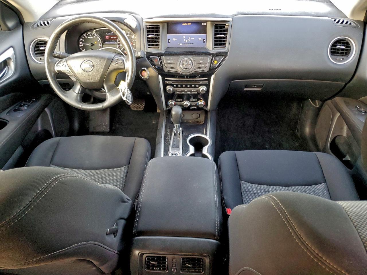 2017 NISSAN PATHFINDER