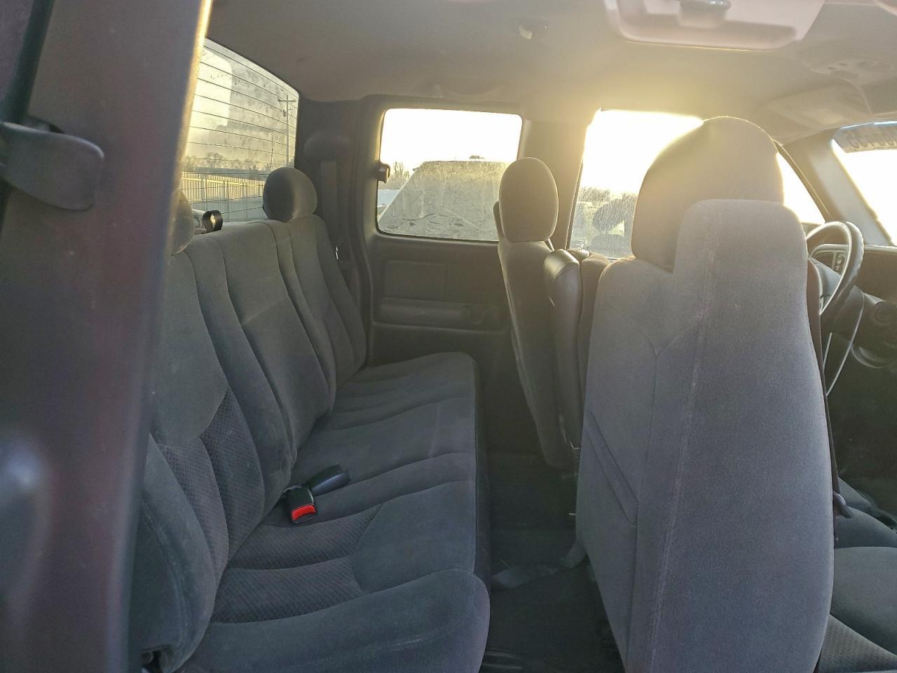 2004 CHEVROLET Silverado
