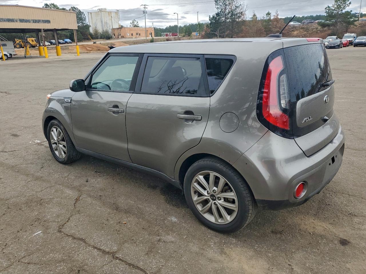 2018 KIA SOUL
