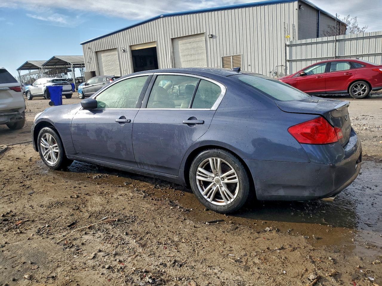 2012 INFINITI G25