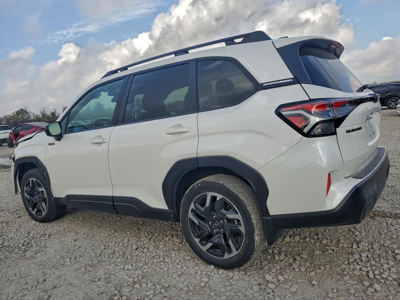 2025 SUBARU FORESTER