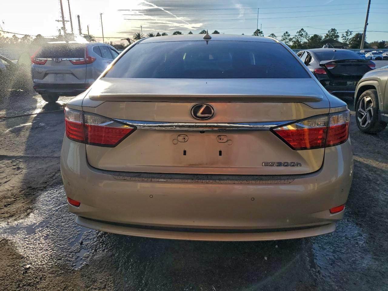 2013 LEXUS ES 300H